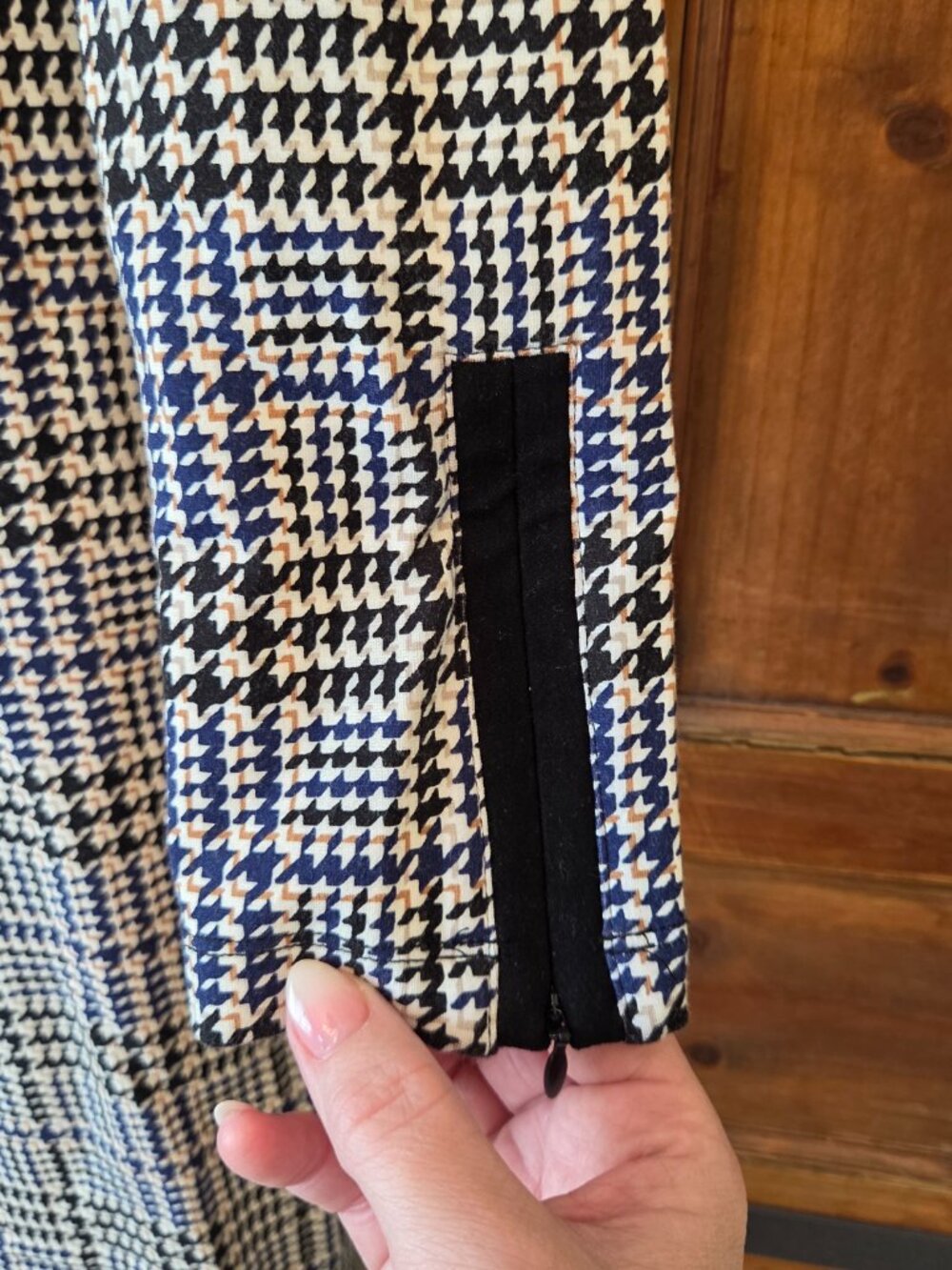 J. McLaughlin Ponte Houndstooth Aspen Glenn Dress Size M Bedford Midi Longsleeve - Picture 4 of 11